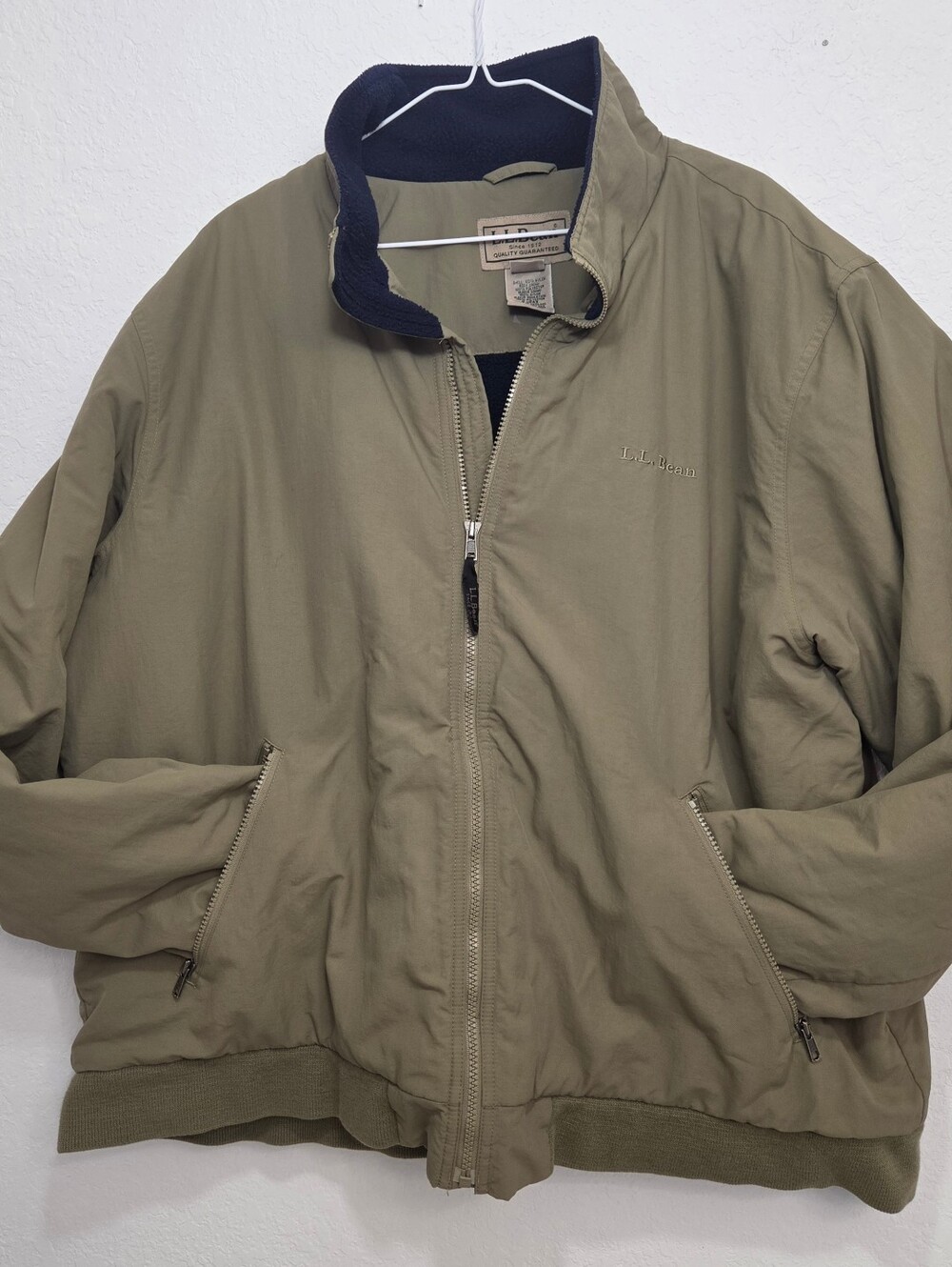 LL BEAN Men’s Navy Fleece-Lined Jacket